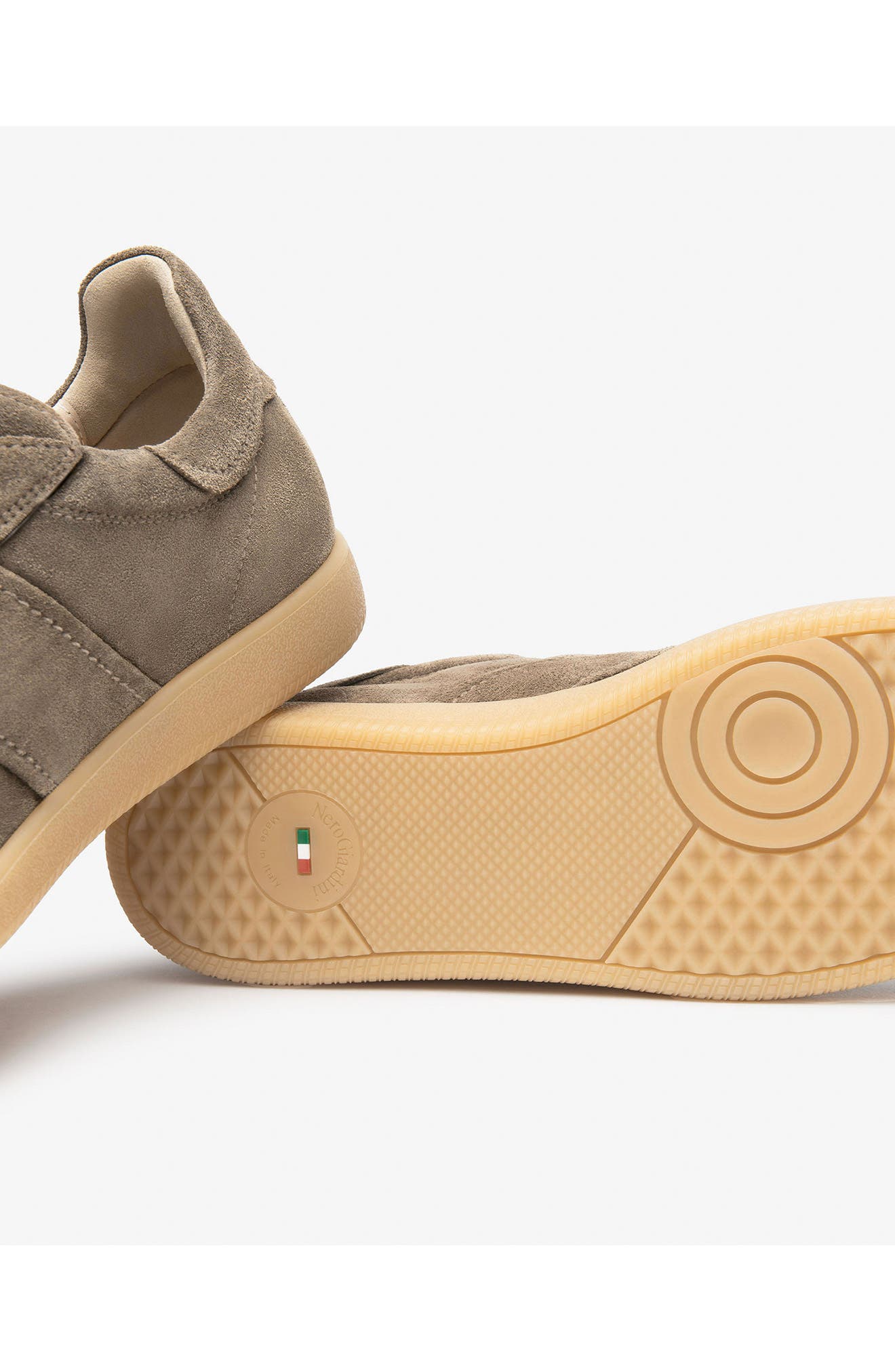 NeroGiardini Low Top Sneaker, Alternate, color, 