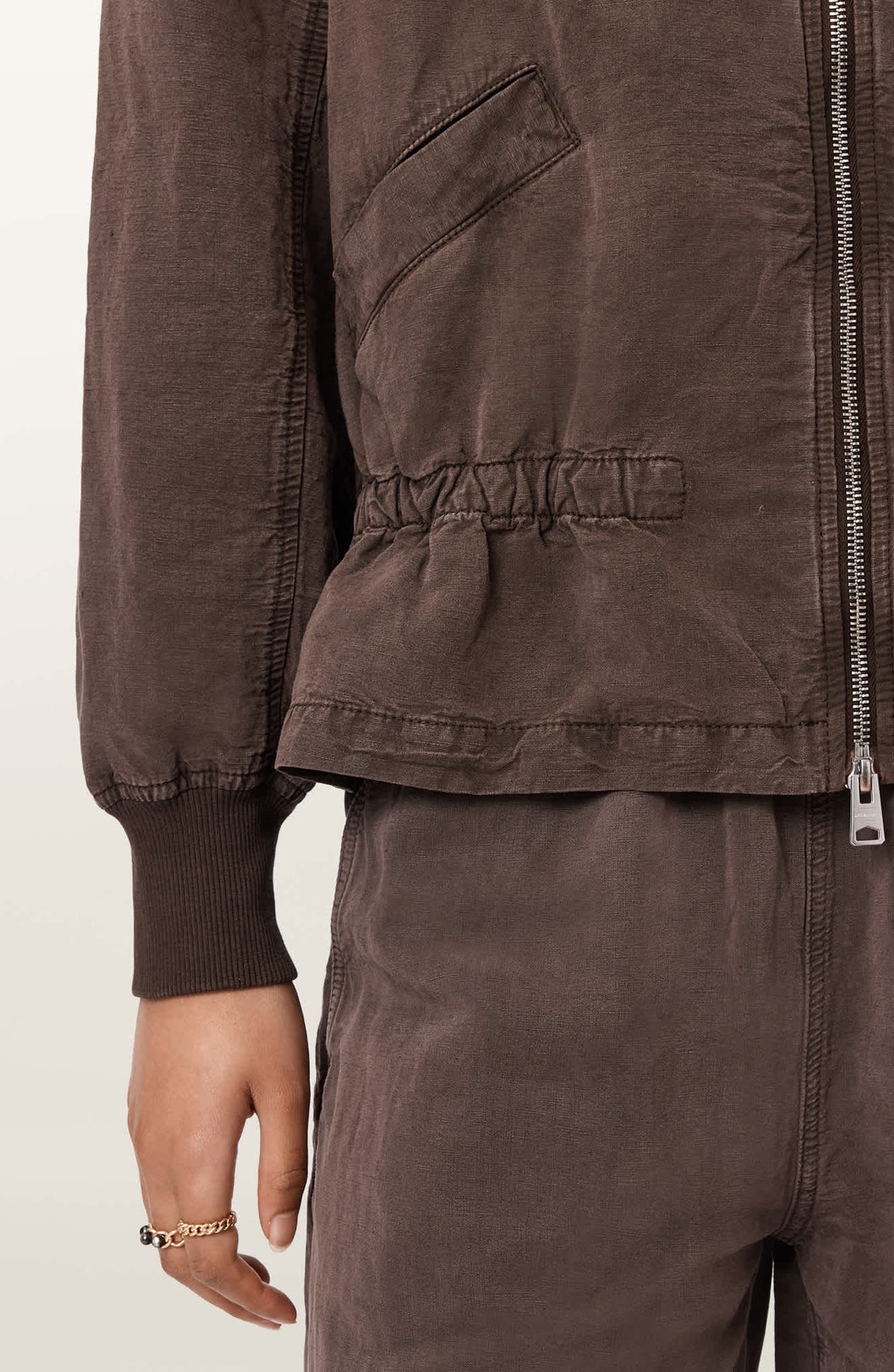 Женские куртки AllSaints Sofi Bomber Jacket — фото 6