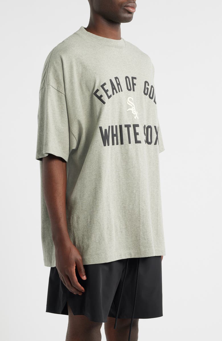 Fear of God Essentials MLB Chicago White Sox '90s Fit Cotton Graphic T-Shirt, Alternate, color, Warm Heather