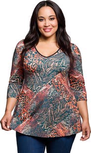 24seven Comfort Apparel Plus Size Animal Print V Neck Three Quarter Sleeve Tunic Top