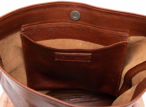 Deux Mains Sarah Shoulder Bag In Brown