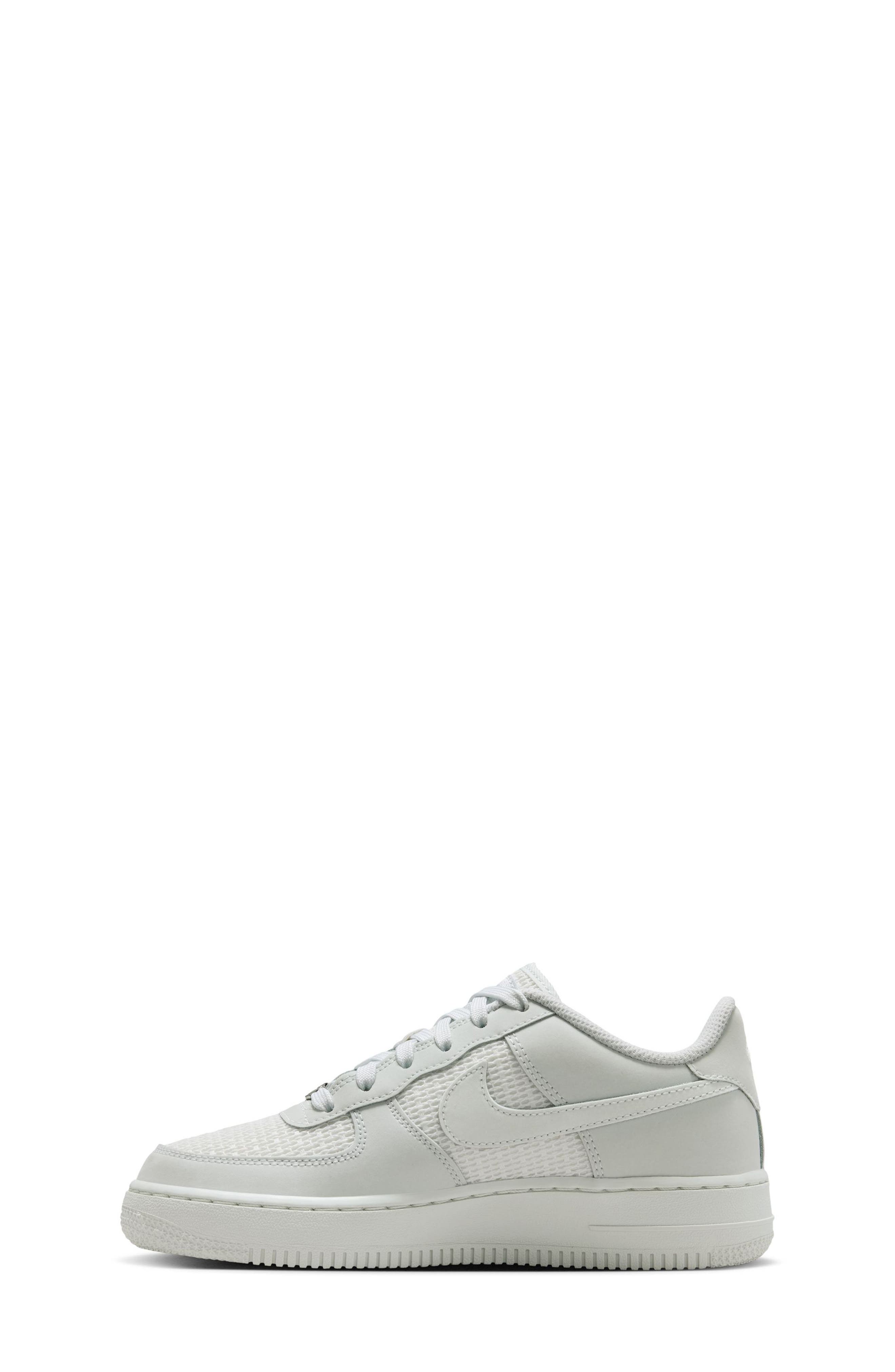 Nike Kids' Air Force 1 LV8 Basketball Sneaker, Alternate, color, 100 Offwht/Offwht