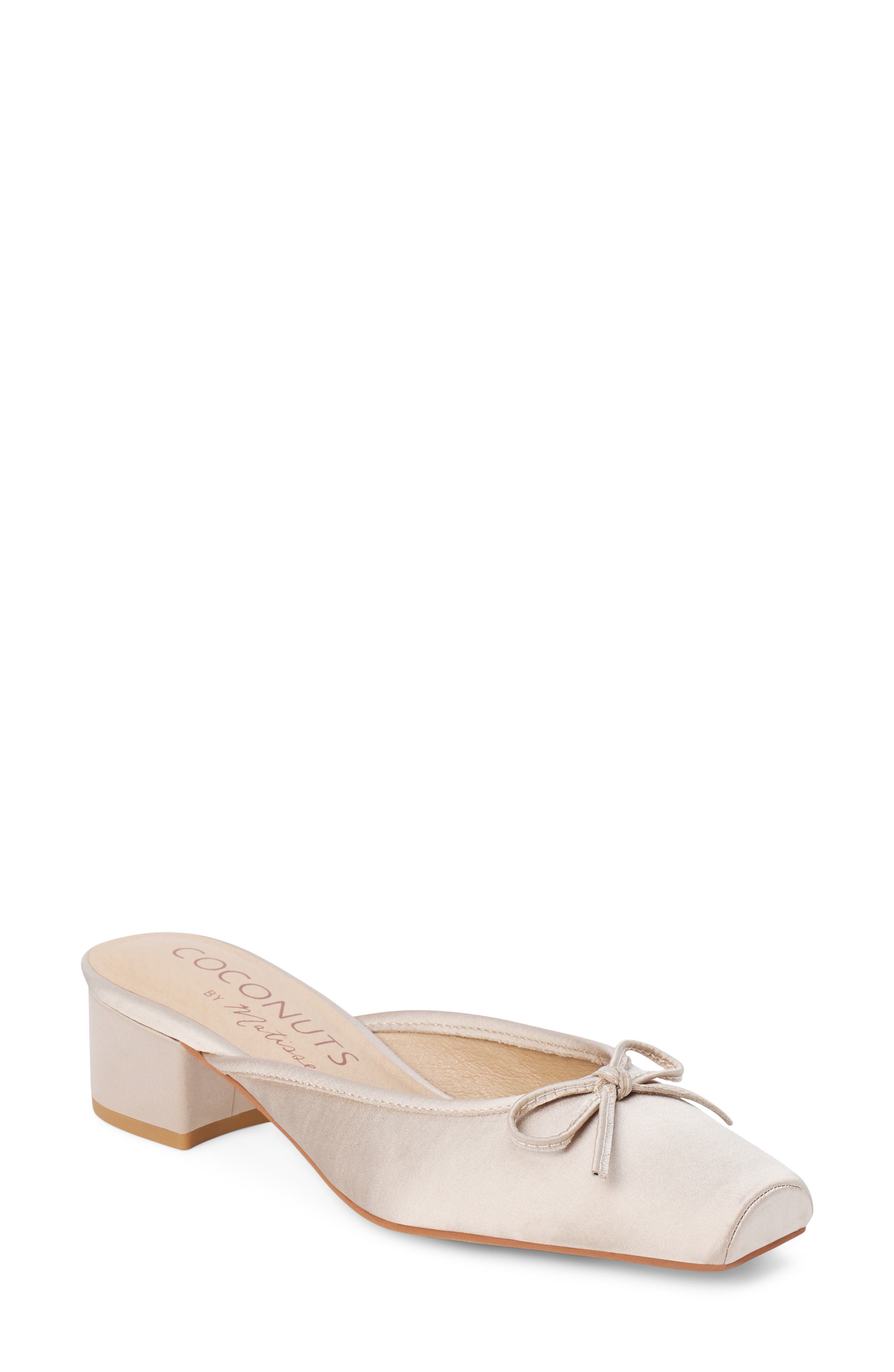 LIGHT TAUPE