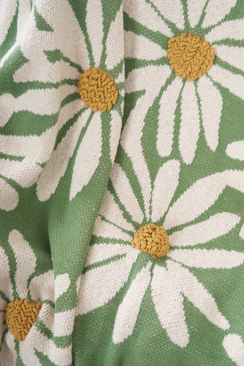 Carol & Frank Daisy Throw Blanket In Sand