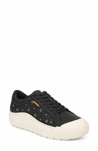 Timeoff Stud Faux Leather Sneaker