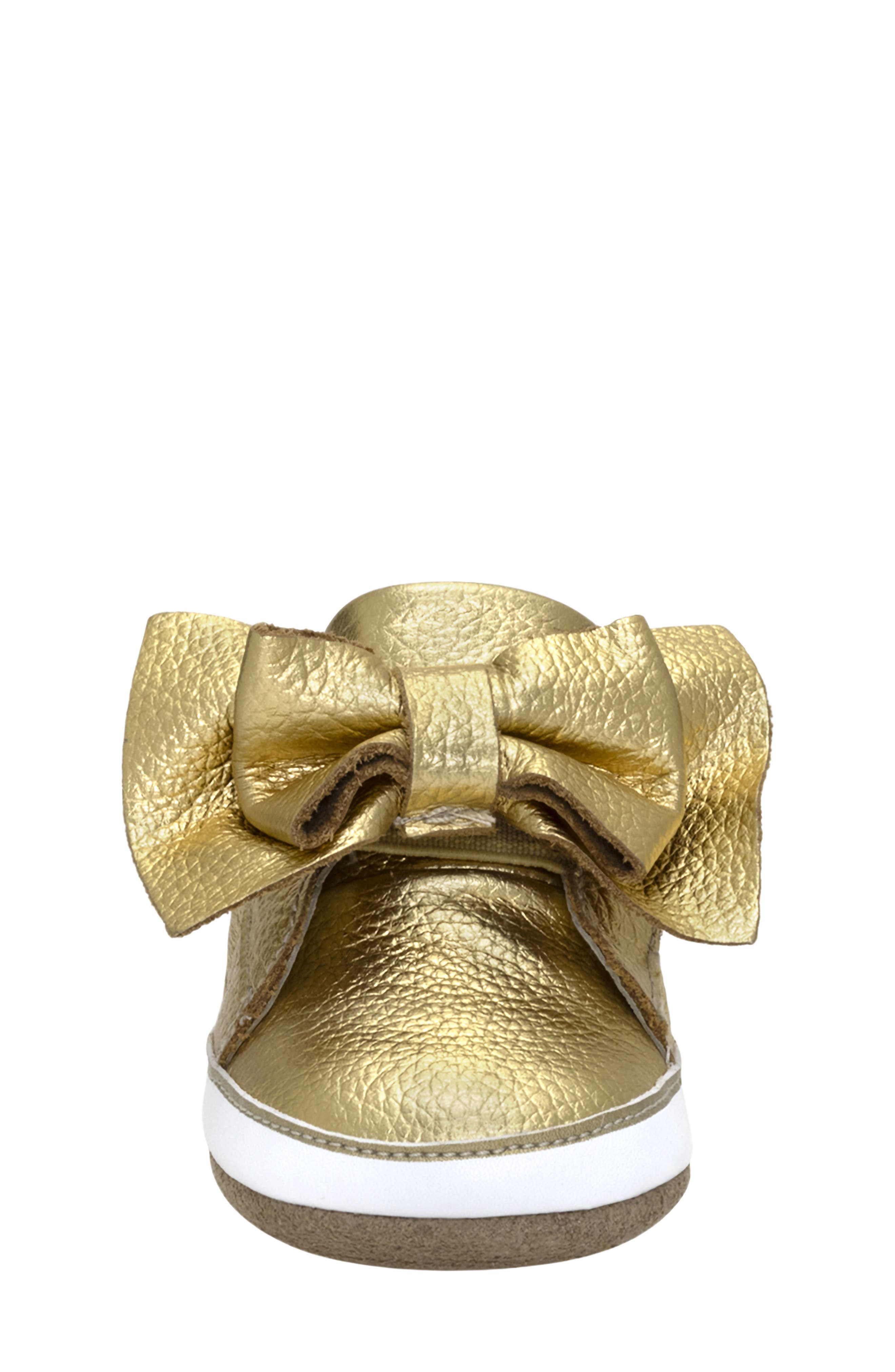 Robeez<sup>®</sup> Kids' Aria Metallic Bow Leather Crib Shoe, Alternate, color, Gold