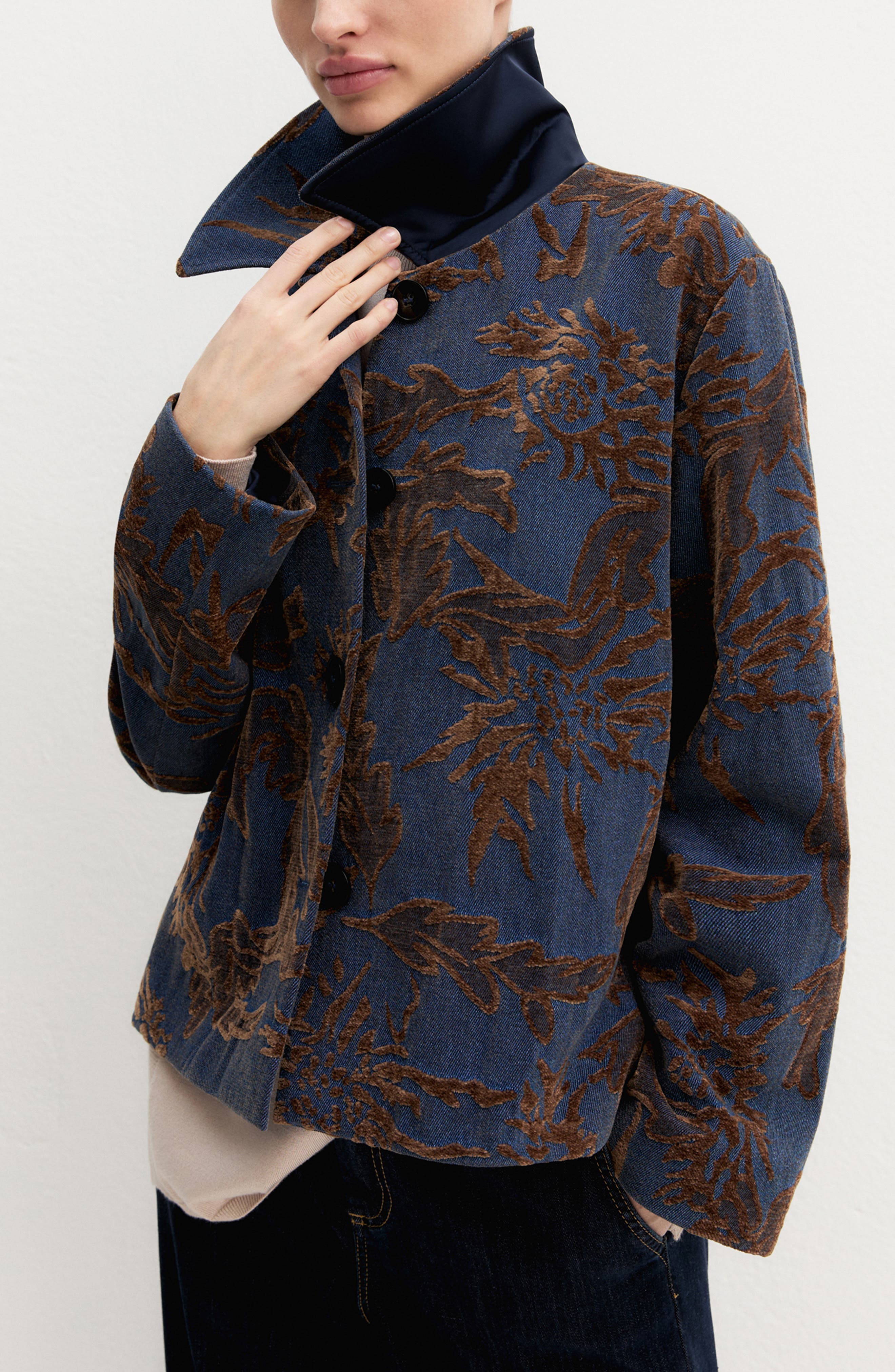 selected BLUE JEANS