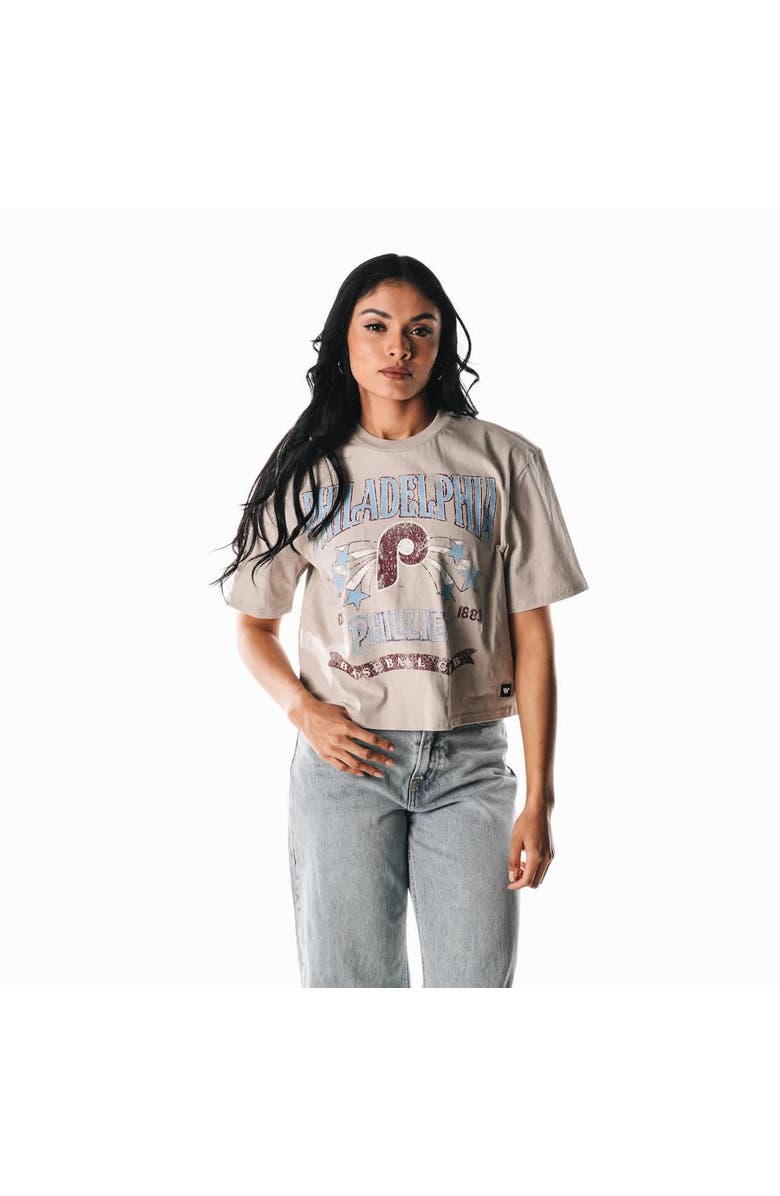 THE WILD COLLECTIVE Women's The Wild Collective Cream Philadelphia Phillies Cropped Vintage Boxy T-Shirt, Alternate, color,
