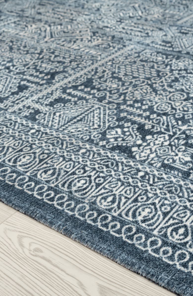 VCNY HOME Darwin Medallion Chenille Area Rug, Alternate, color, 