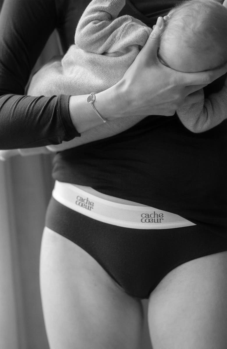 Cache Coeur Life Maternity Shorts, Alternate, color, Black