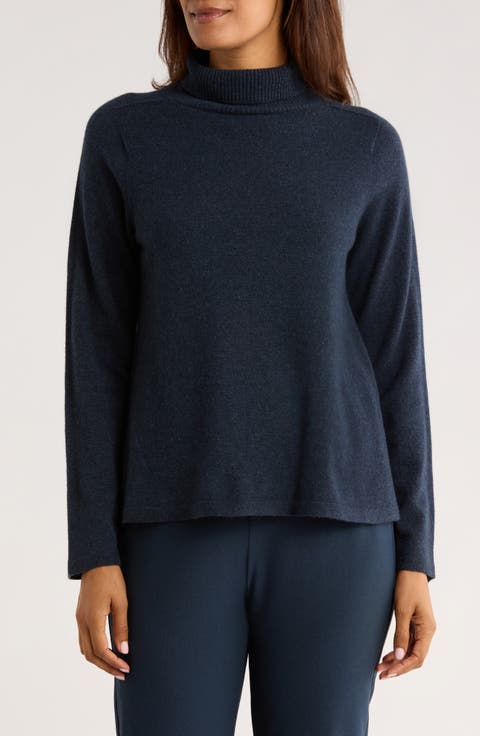 Boxy Cashmere Turtleneck Sweater
