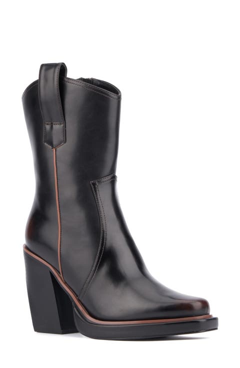 Pointed Toe Boot (Women)