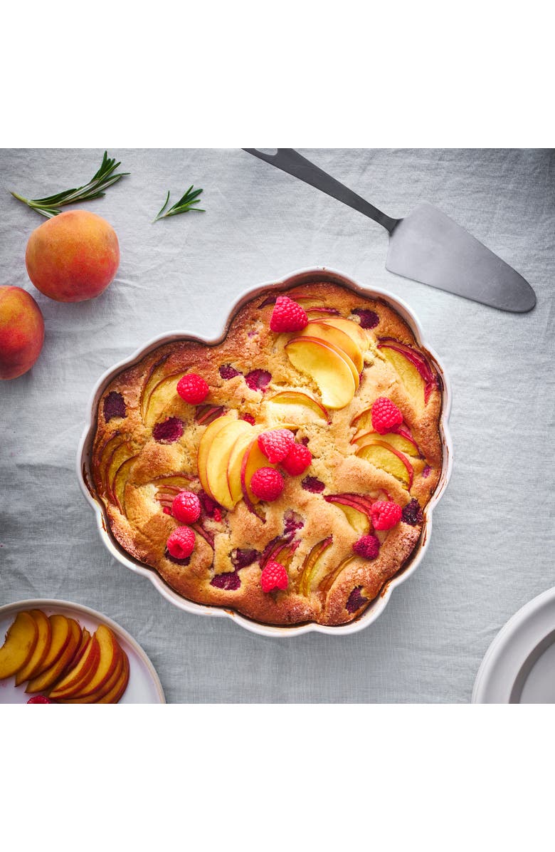 Emile Henry Madeleine Heart Shaped Cake Dish, Alternate, color, Clay