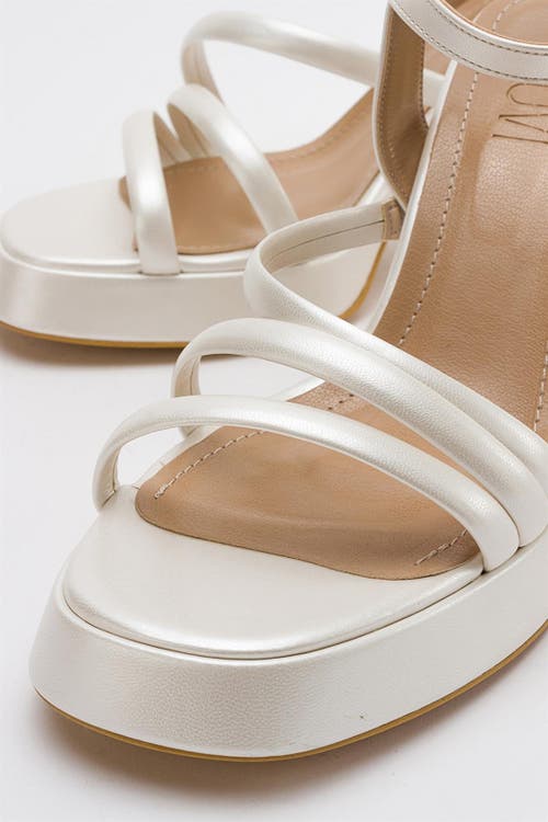 Prologue Shoes Heas Platform Sandal In White