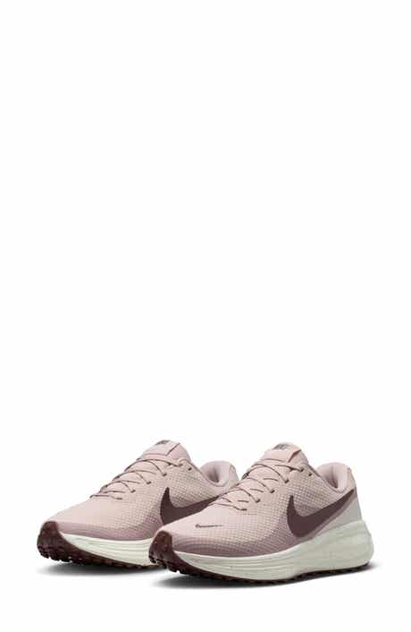 Nike Revolution 8 Running Shoe