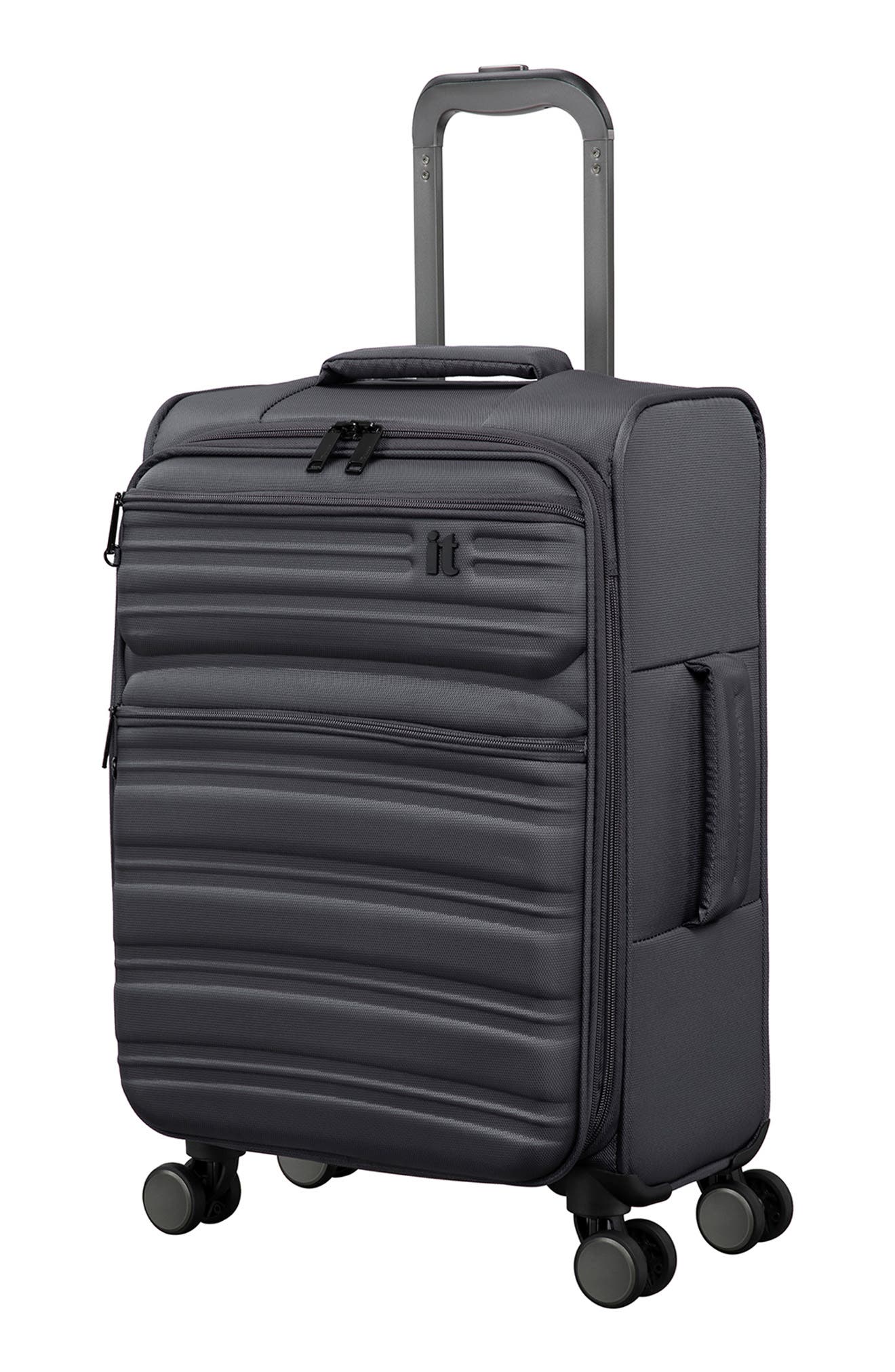 IT LUGGAGE Fusional 21-Inch Softside Carry-On Luggage
