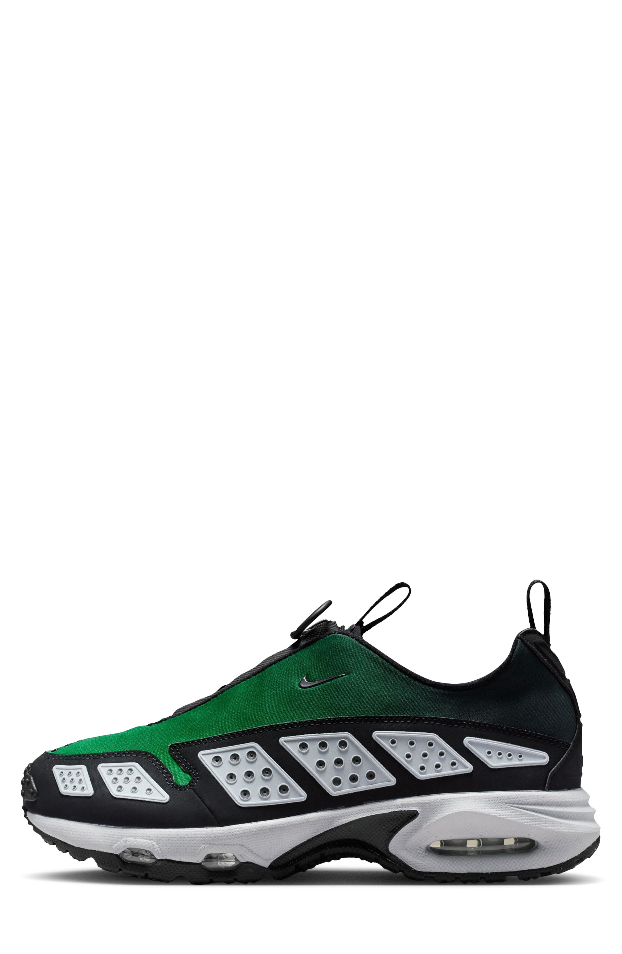 Air Max Sunder Sneaker - image 4