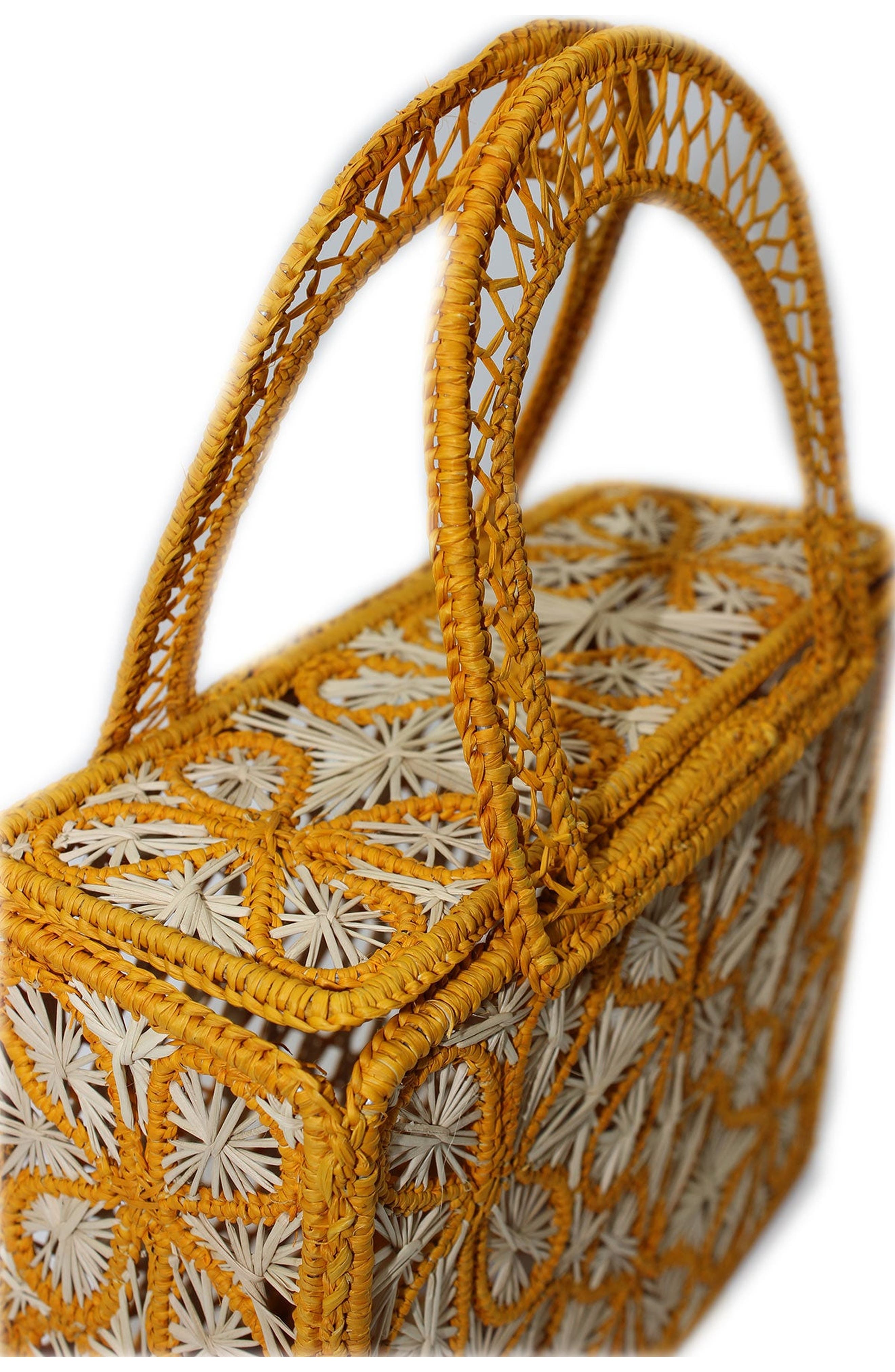 Amazónica Taisha Handbag, Alternate, color, Yellow/Beige