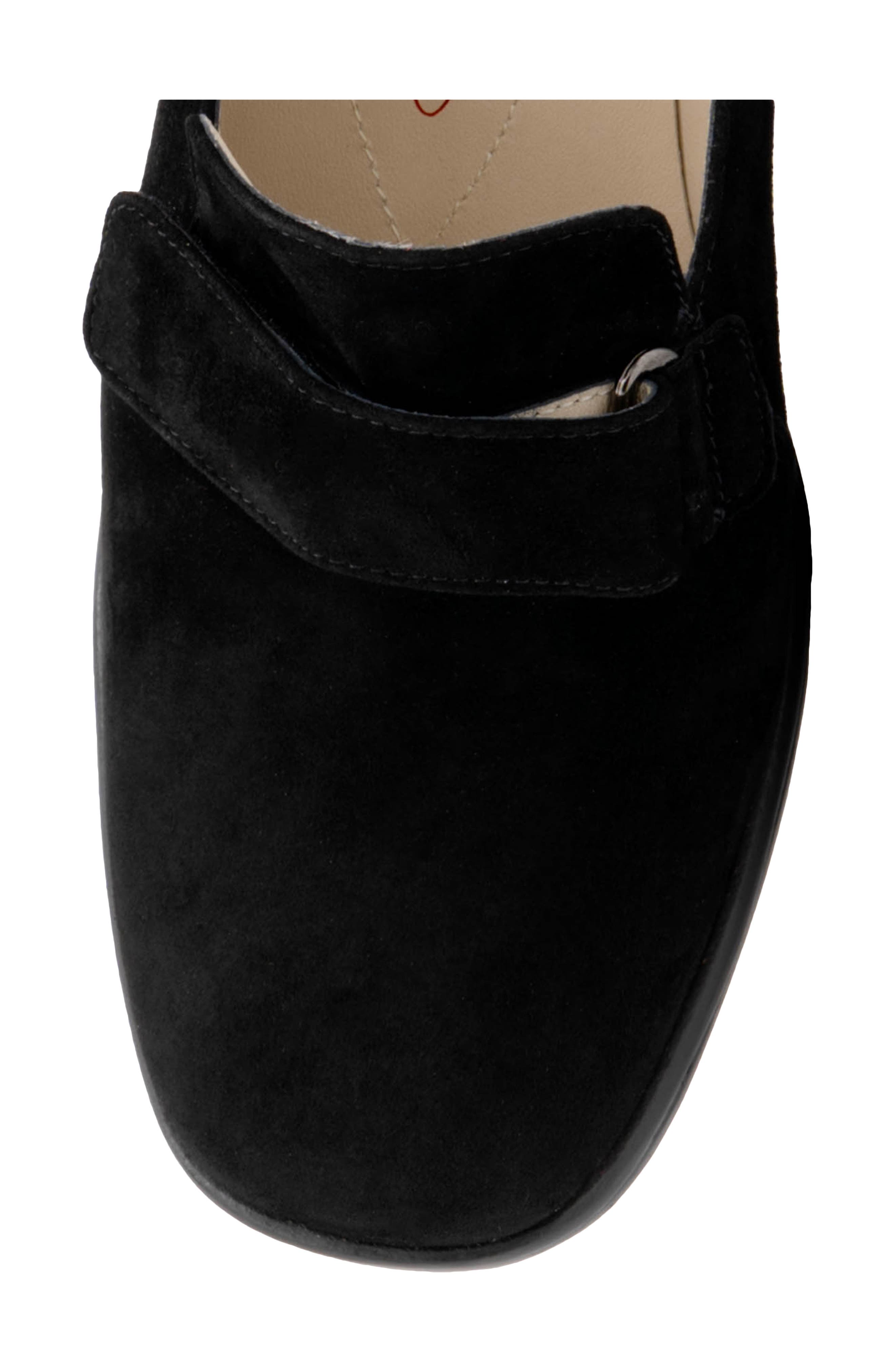 Amalfi by Rangoni Balzo Pump, Alternate, color, Black Cashmere