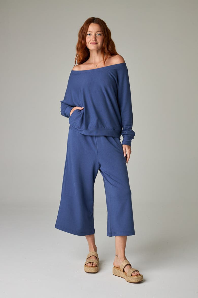 Baikal Eco-Luxe Fleece Off-Shoulder Crop Top - Cloud-Soft Comfort, Alternate, color, Deep Ocean