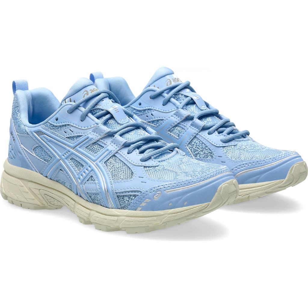 Asics Textured Trainers In Blue