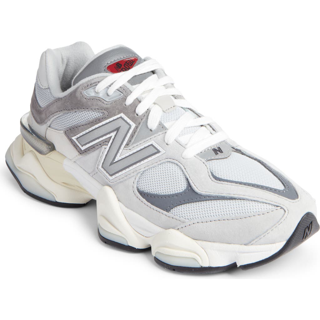 New Balance Gender Inclusive 9060 Sneaker