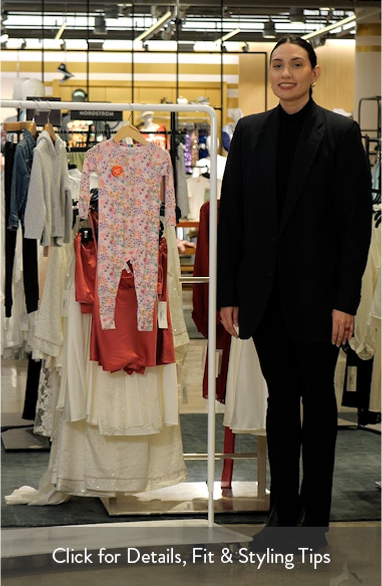 Isla Footie, sales video thumbnail