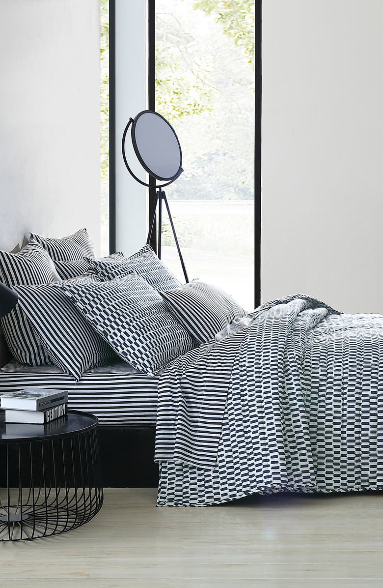 Marimekko Piekana Quilt & Sham Set, Alternate, color, 