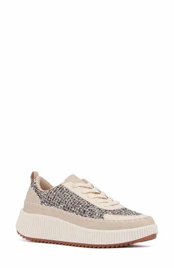 NEW YORK AND COMPANY Twyla Sneaker