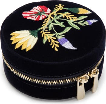【WOLF】 ウルフ Zoe Travel Round ジュエリー ケース ★3種☆ WOLF Zoe Round Travel Jewelry Case | Neiman Marcus