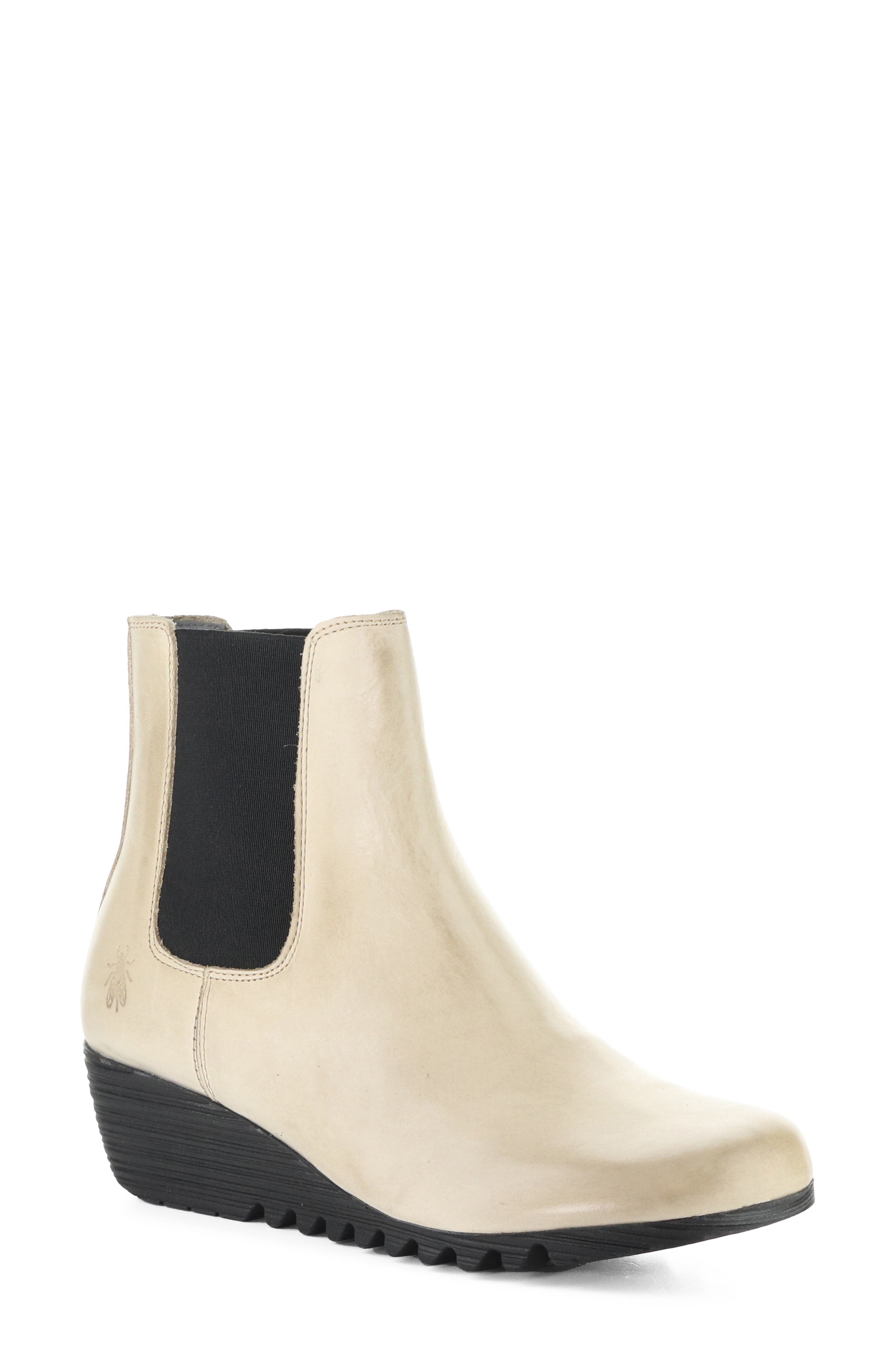 004 TAUPE