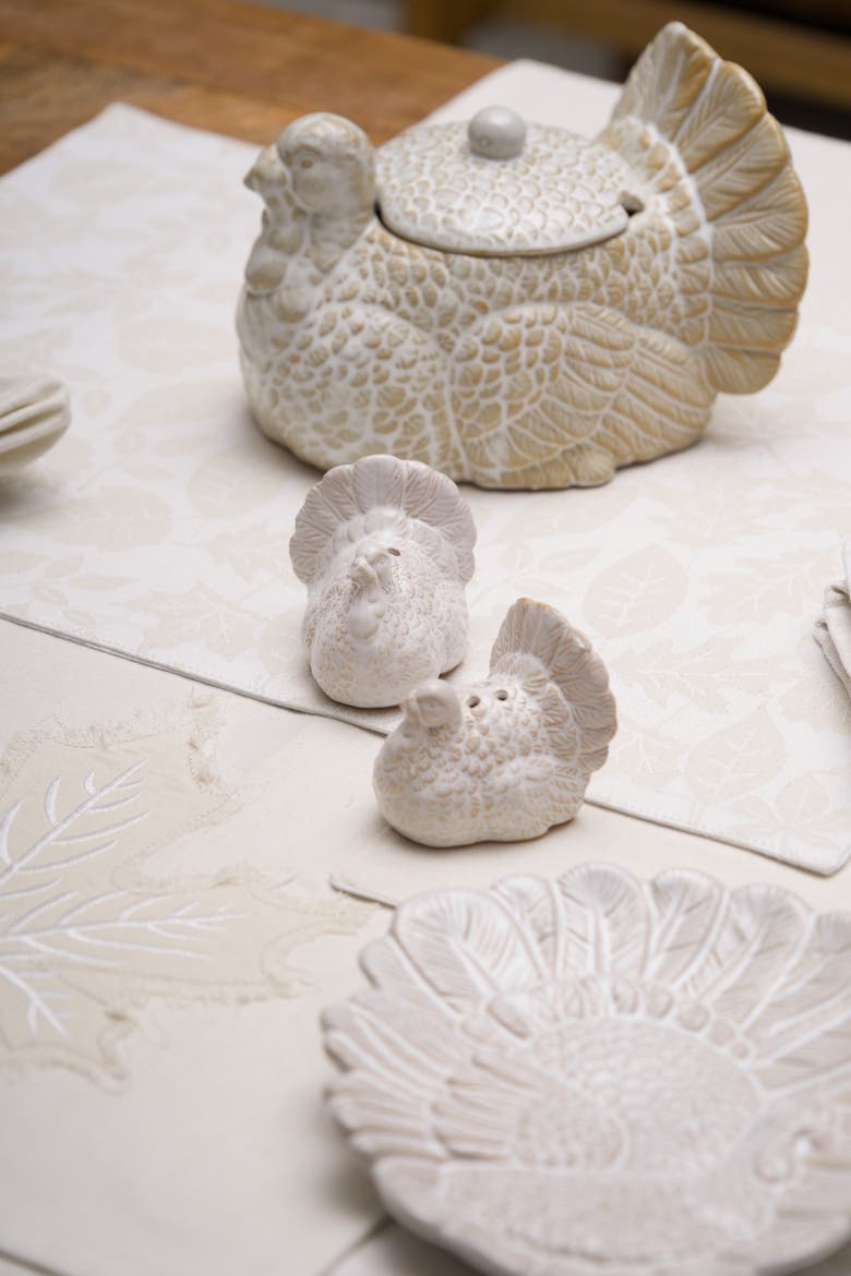 White Turkey Spreader, Alternate, color, White