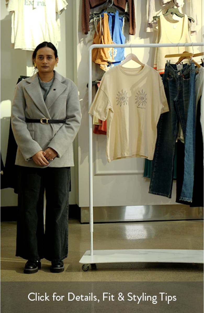 Laura Oversize Cotton Graphic T-Shirt, sales video thumbnail