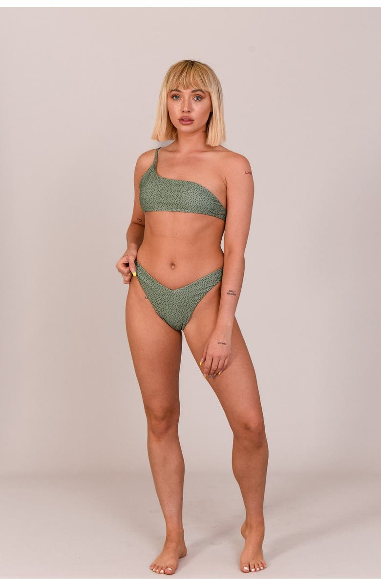 OOSC Sahara Sage Cold Shoulder Bikini Top, Alternate, color, Khaki Cheetah Print