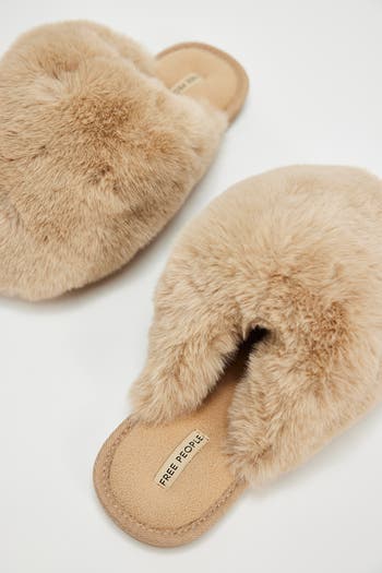 Snowball Faux Fur Slipper