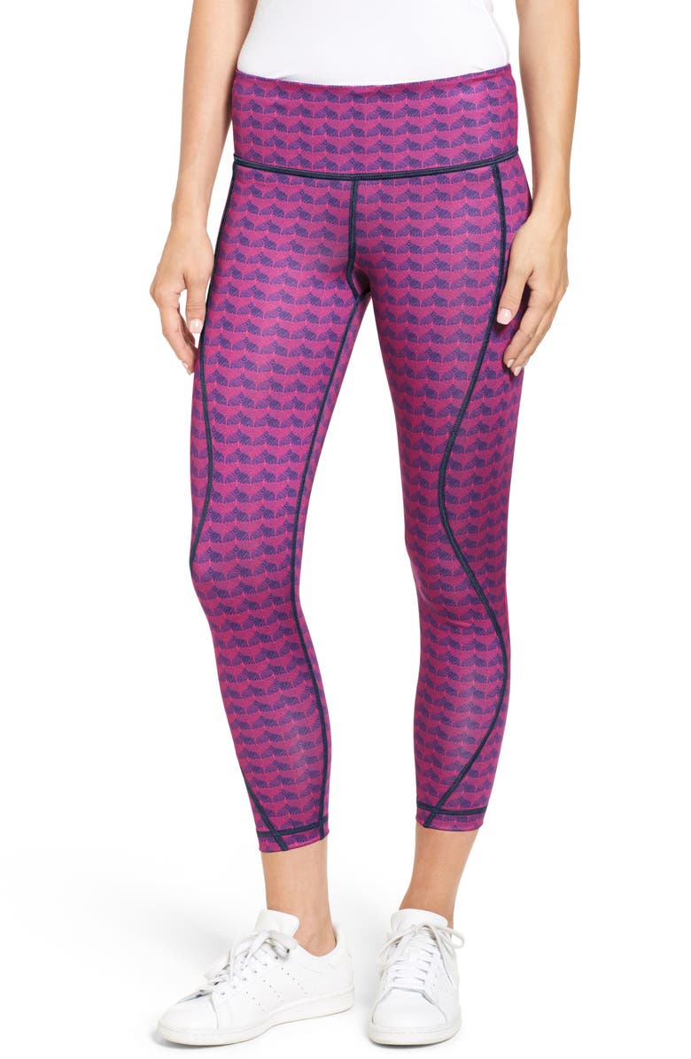 vineyard vines Etched Whale Tail Performance Leggings, Main, color, 