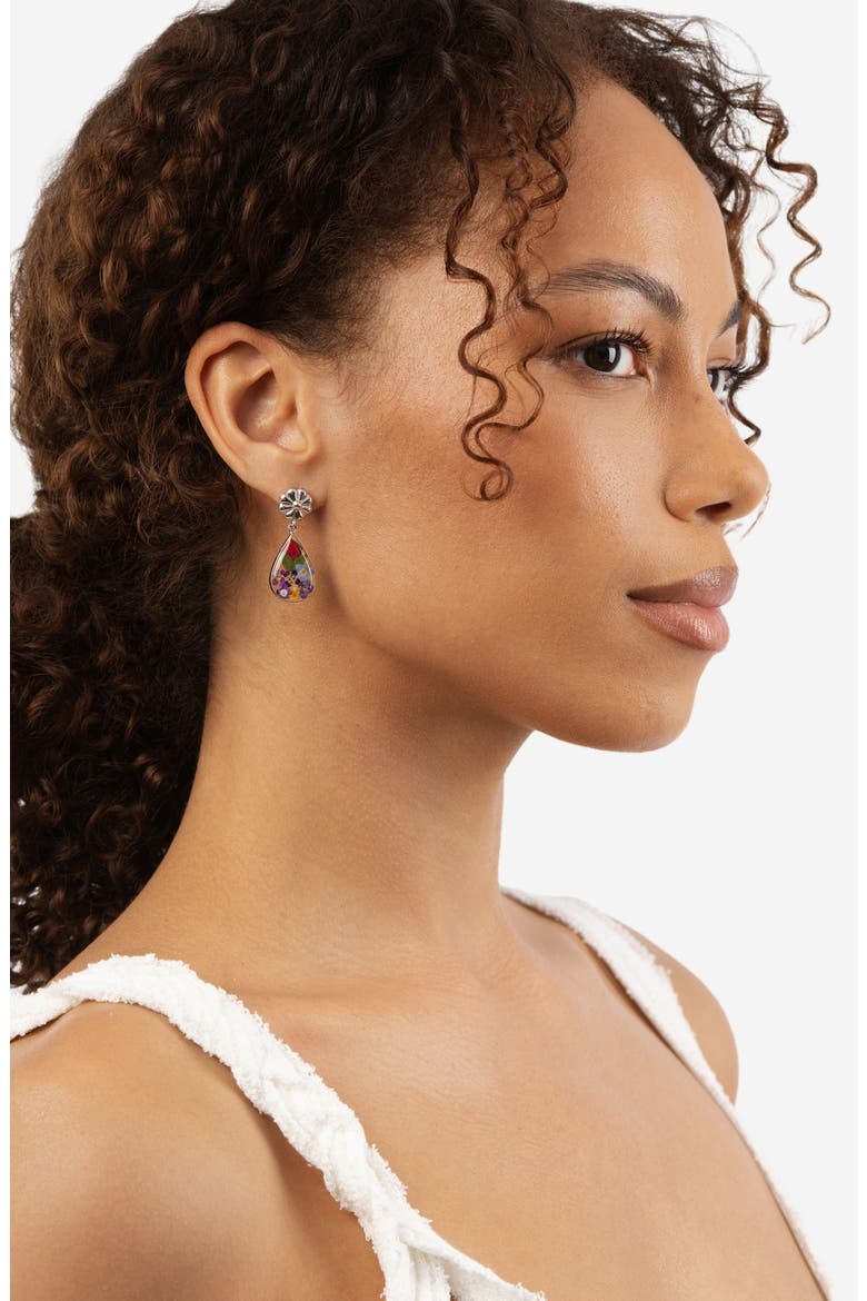 Dried Flower Resin Teardrop Earrings, Alternate, color, SILVER