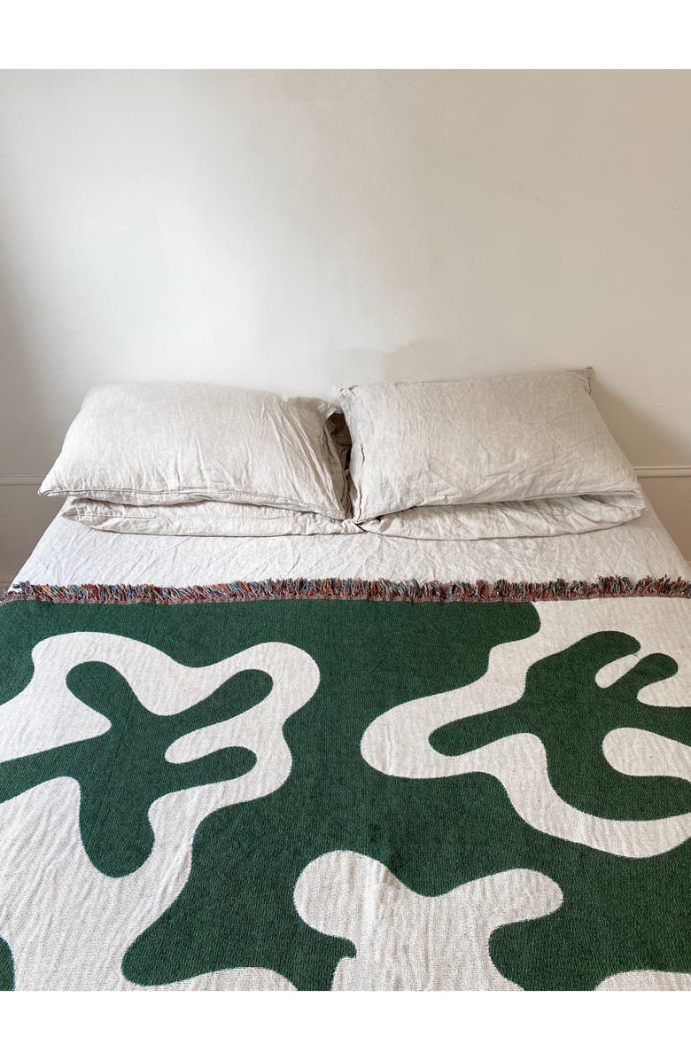 CLR SHOP Dancing Shapes Throw Blanket, Alternate, color,