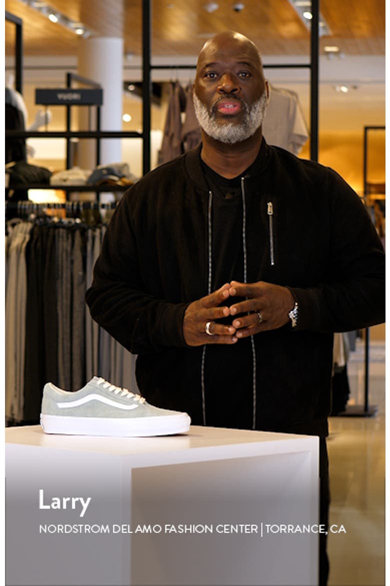 Premium Old Skool 36 Sneaker video