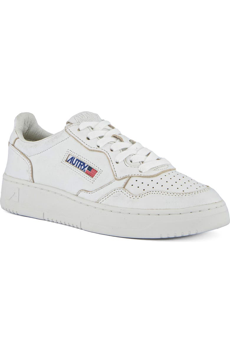 AUTRY Medalist Low Sneaker, Main, color, Solidgoat White