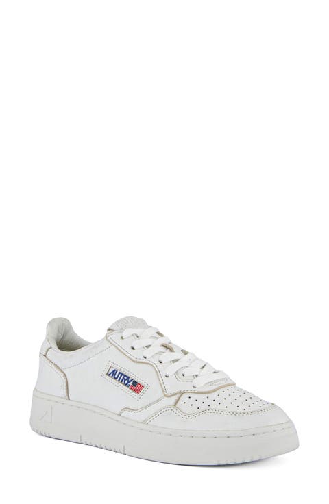 Medalist Low Sneaker (Women)