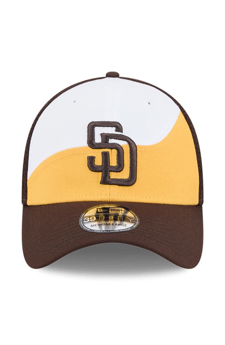 New Era Men's New Era Gold/Dark Brown San Diego Padres 2025 Spring Training 39THIRTY Flex Hat, Alternate, color, Gold