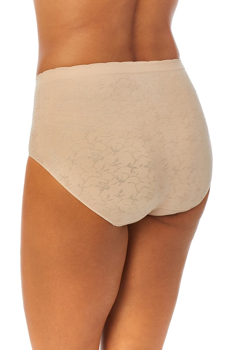 Ellen Tracy 3-Pack Assorted Seamless Briefs, Alternate, color, Black/ White/ Sand