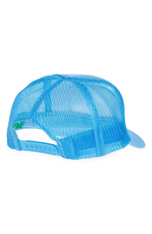 Friday Feelin ' Sunray Smile Patch Trucker Hat