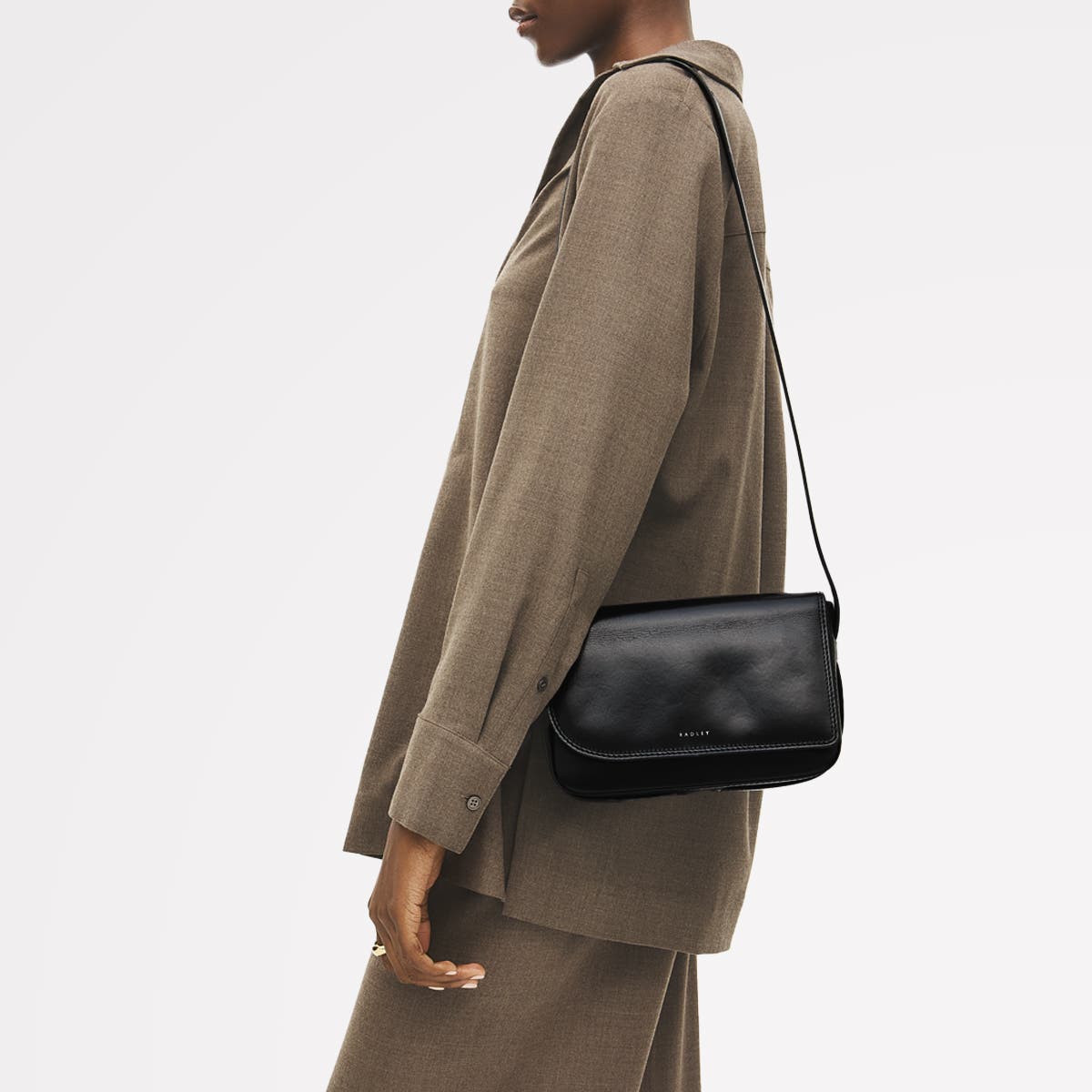 Radley Pocket Street Small Flapover Crossbody Bag, Alternate, color, Black