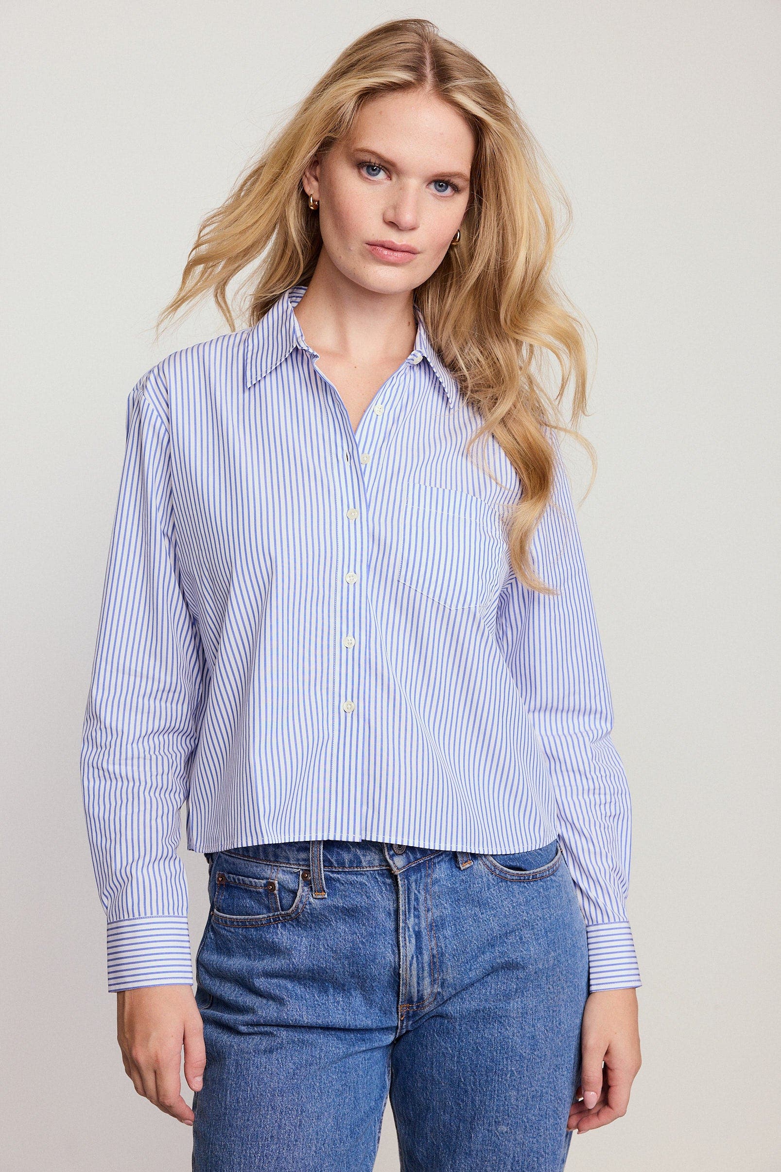 White/Blue Stripe