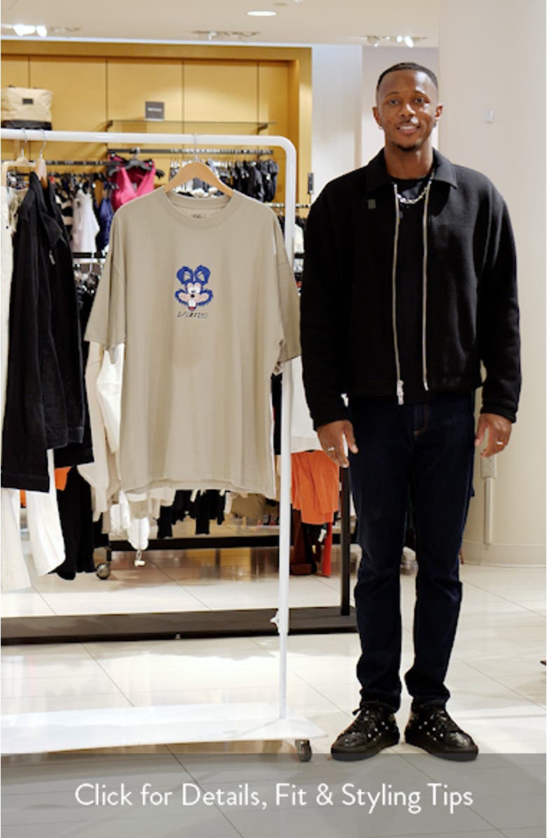 Toon Face Oversize Graphic T-Shirt, sales video thumbnail