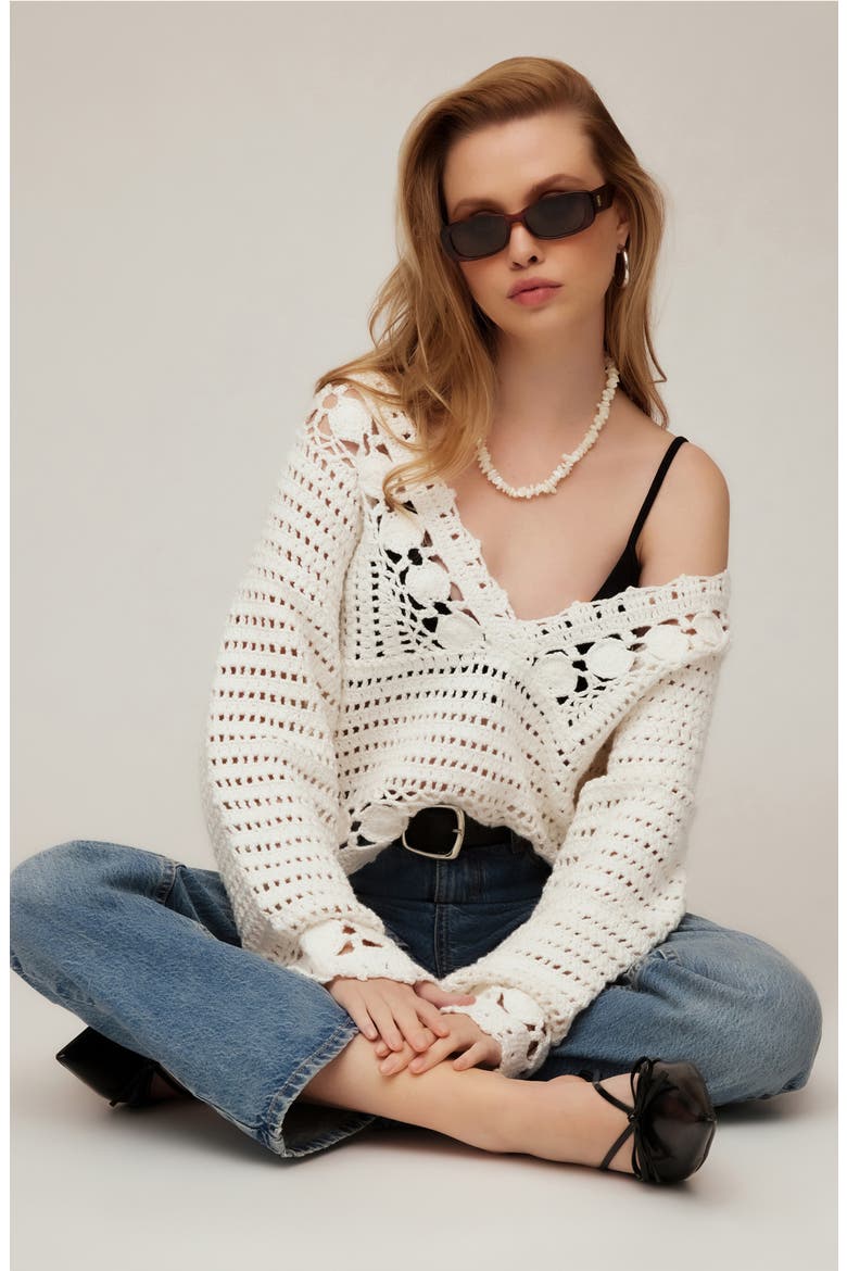 Nila Hand Crochet V-Neck Sweater, Alternate, color, CREAM