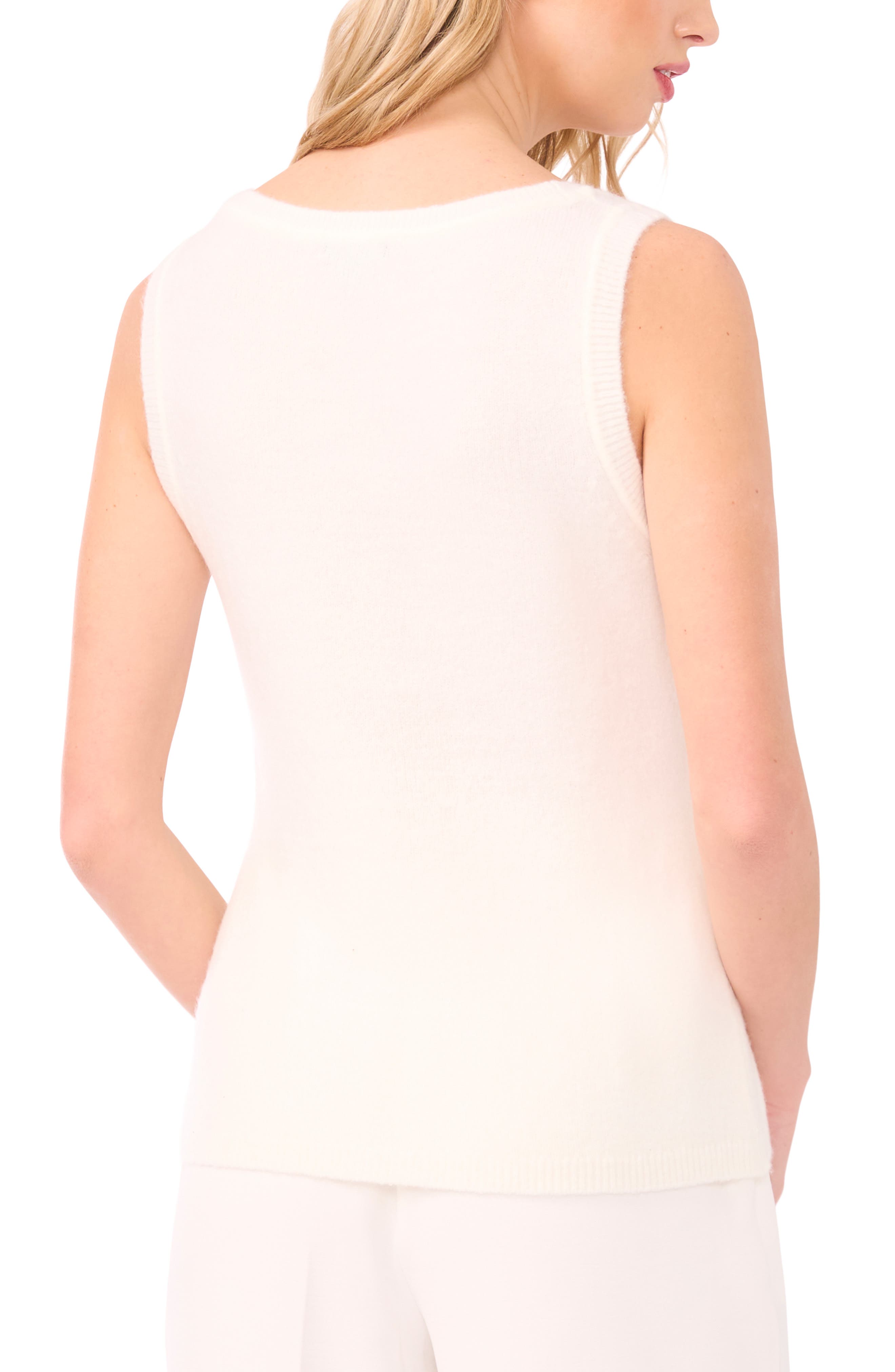 Scoop Neck Sleeveless Sweater - image 4