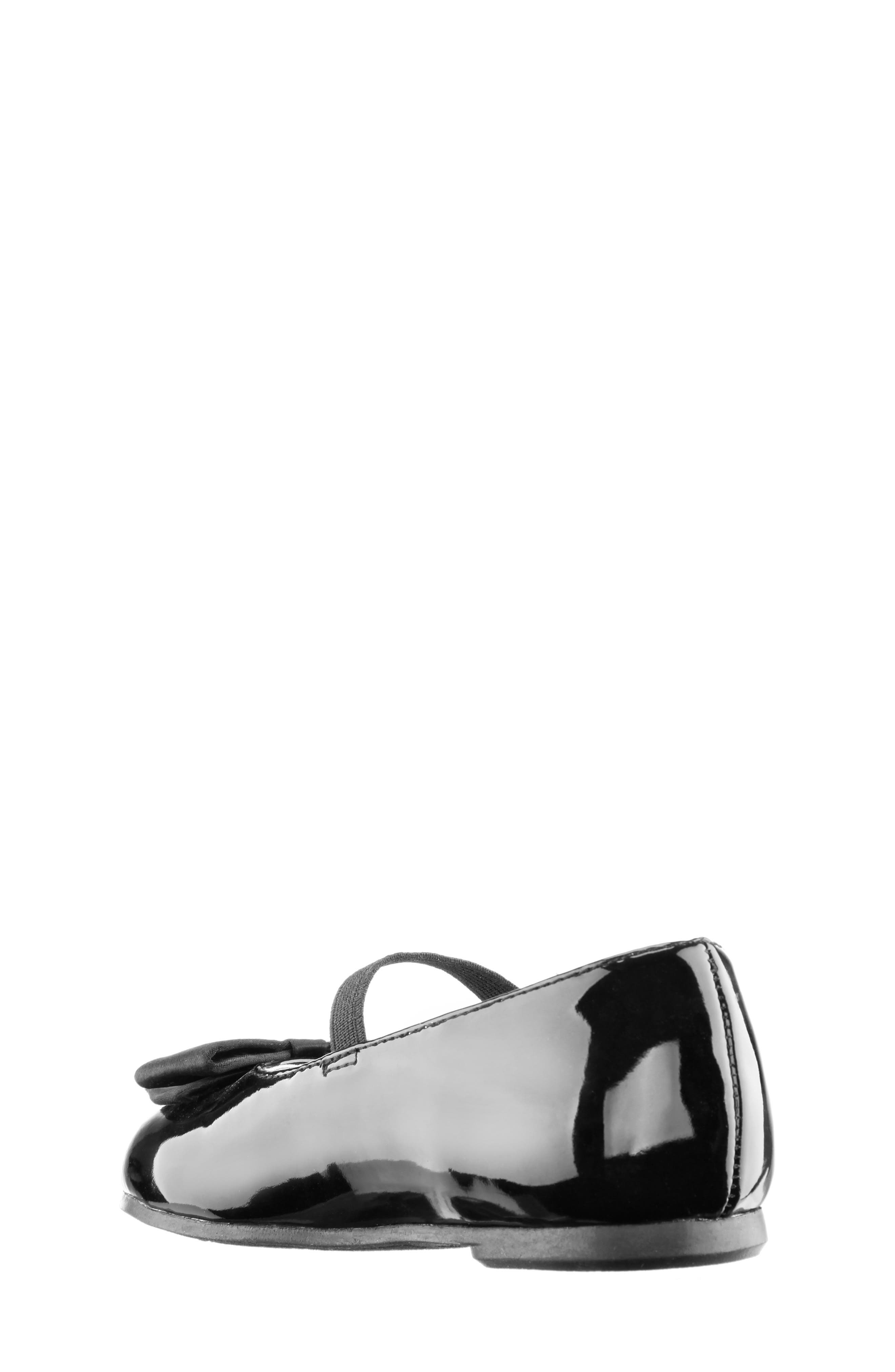 Nina 'Pegasus' Flat, Alternate, color, 